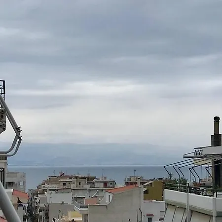 'ομορφο σε πολυκατοικία στο Apartamento *