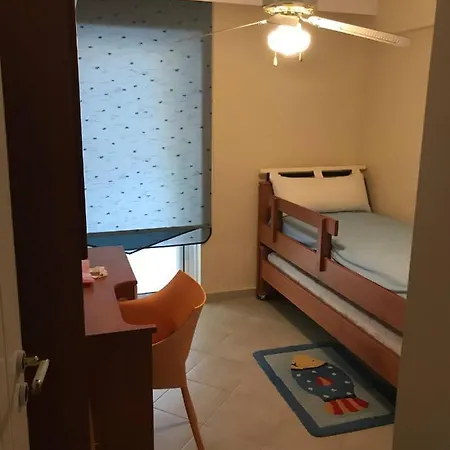 Apartment 'ομορφο σε πολυκατοικία στο