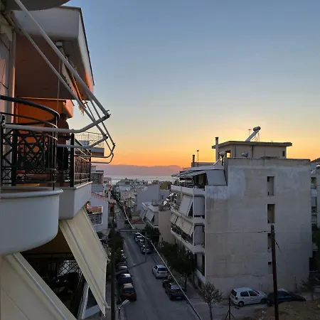 Apartment 'ομορφο σε πολυκατοικία στο *